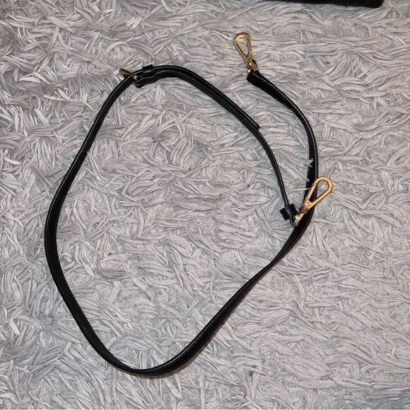 Michael Kors Bag - Picture 7 of 8